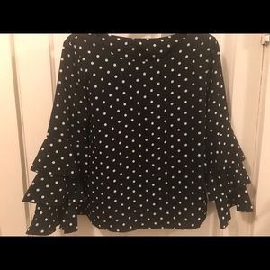 Ruffle sleeve blouse